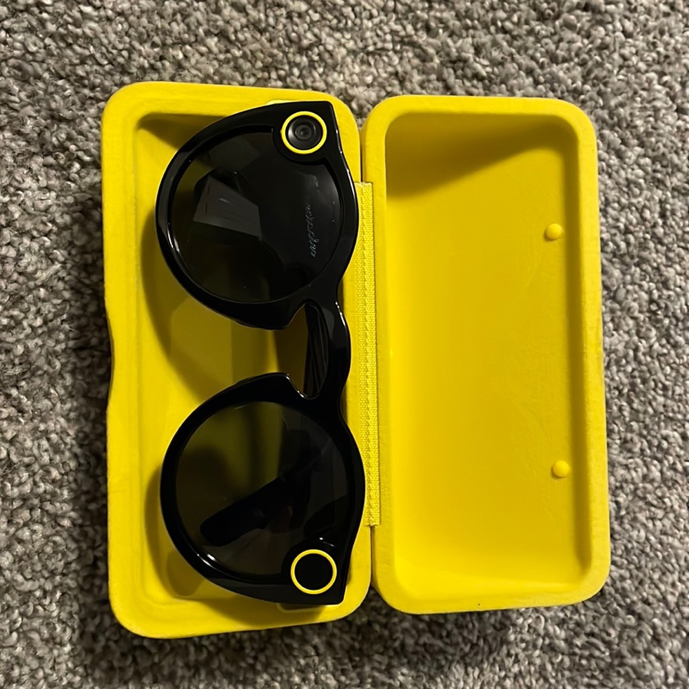 Snapchat spectacles